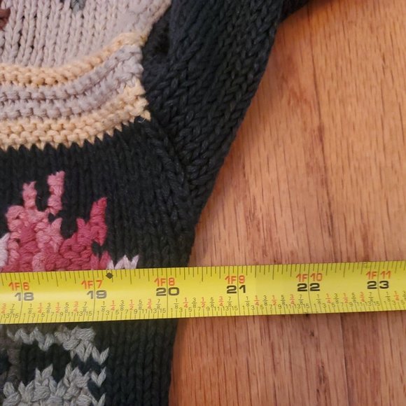 Jennifer and Company Hand Knit Embroidered Y2k Retro Oversized Sweater Sz Small - Picture 7 of 7